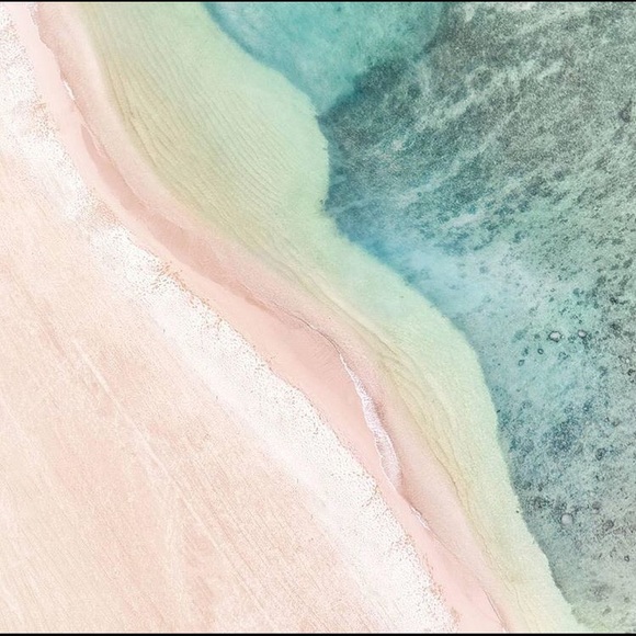 Meet your Posher, Alessia - Picture 1 of 1